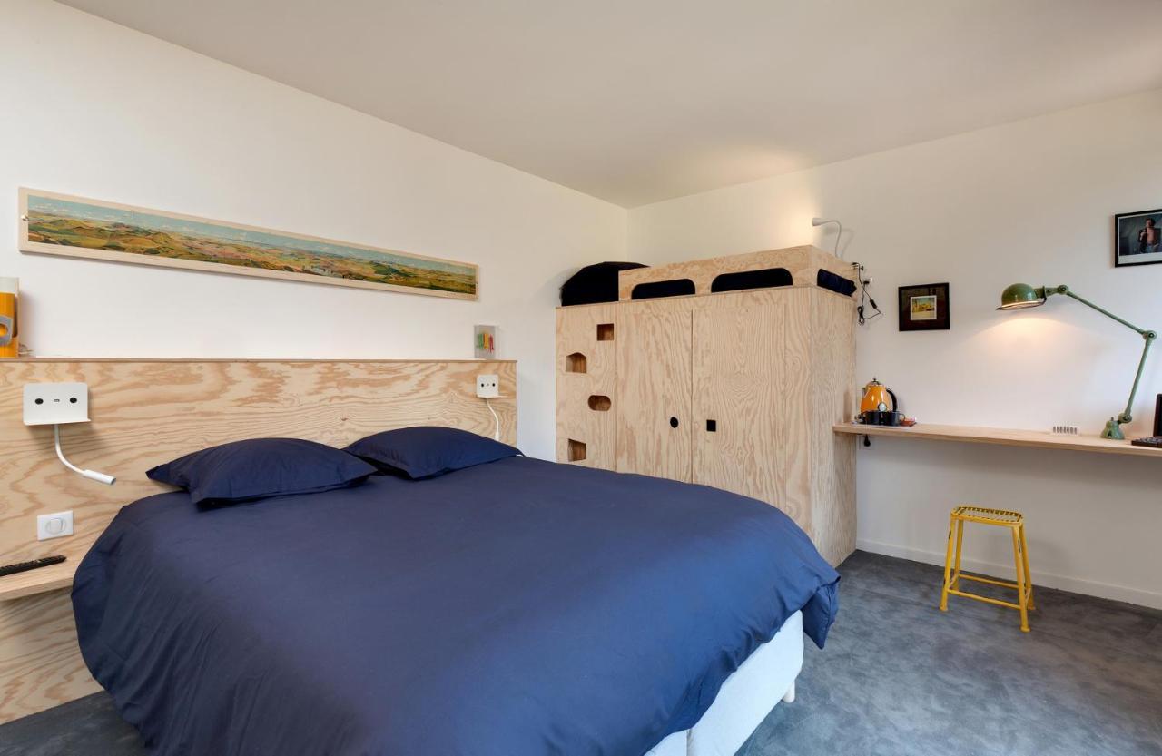 Hotel Le Monde De Charlie Bellerive-sur-Allier Exterior foto